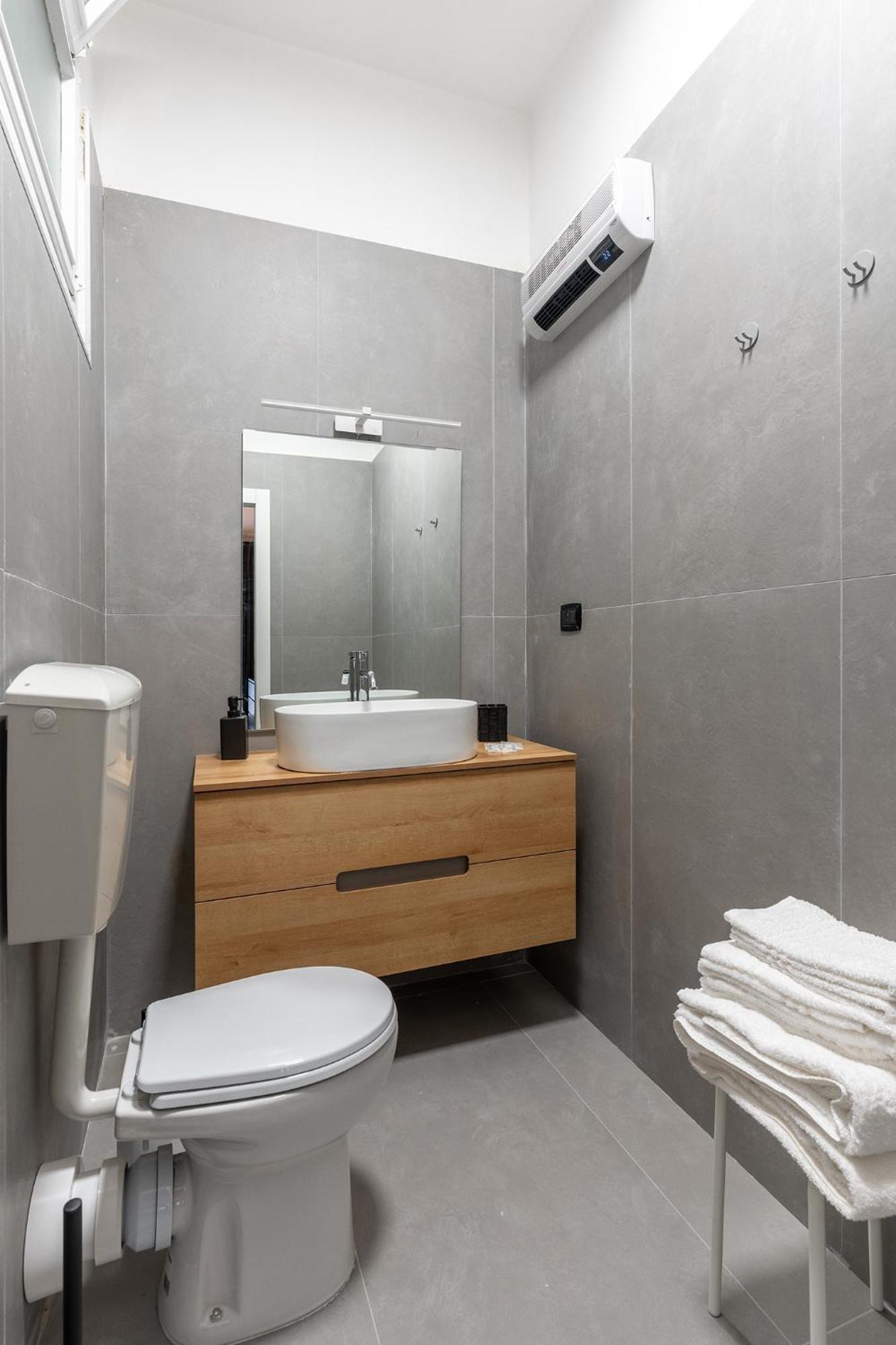 Fourooms - Bari Principe Amedeo Dış mekan fotoğraf